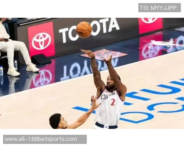 比尔在场快船防守效率惨淡联盟垫底引发热议 比尔在场快船防守效率惨淡联盟垫底引发热议