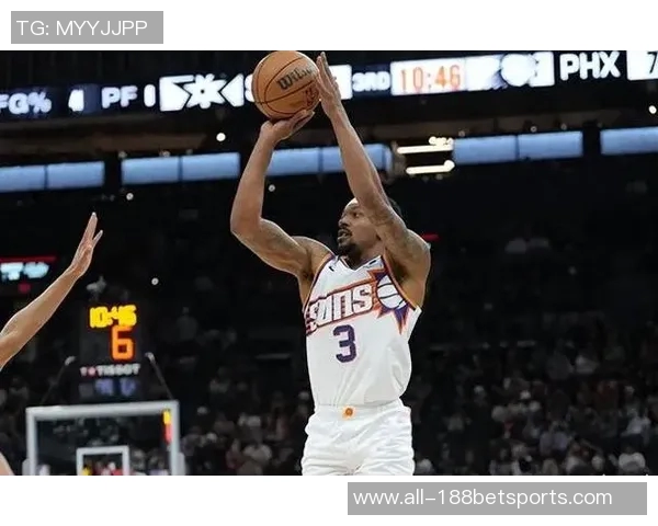 比尔复出状态仍需调整8投仅3中贡献9分1板2助助力球队