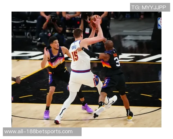 太阳对文班的包夹防守策略分析值得其他球队借鉴与学习 太阳对文班的包夹防守策略分析值得其他球队借鉴与学习