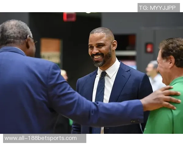 小贾巴里谈乌度卡执教理念强调全力以赴专注比赛提升团队表现