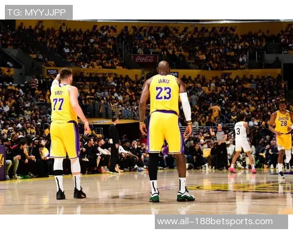 东契奇湖人首秀30场狂砍881分创队史新高超越天勾与老詹